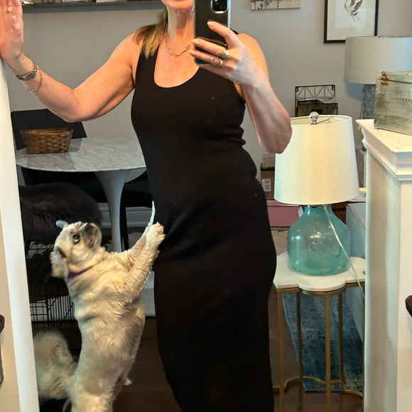 Meet your Posher, Tia - Picture 4 of 4